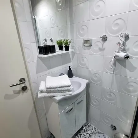 Studio Apartman Tirza Valbruna